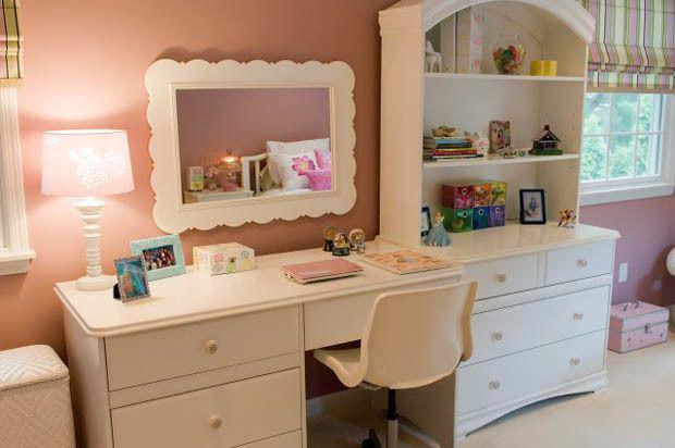 รูปภาพ:http://www.banidea.com/wp-content/uploads/2012/02/contemporary-pink-bedroom-1.jpg