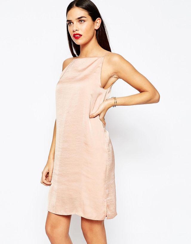 รูปภาพ:https://cdnc.lystit.com/photos/465c-2016/01/21/asos-pink-mini-cami-slip-dress-in-hammered-satin-product-3-291308584-normal.jpeg