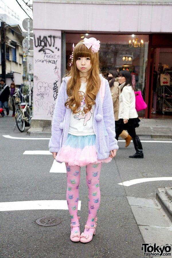 รูปภาพ:http://tokyofashion.com/wp-content/uploads/2011/05/TK-2011-02-20-015-001-Harajuku-600x900.jpg