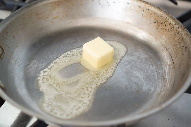 รูปภาพ:http://www.fifteenspatulas.com/wp-content/uploads/2015/01/Nacho_Cheese_Recipe_Homemade_fifteenspatulas_1.jpg