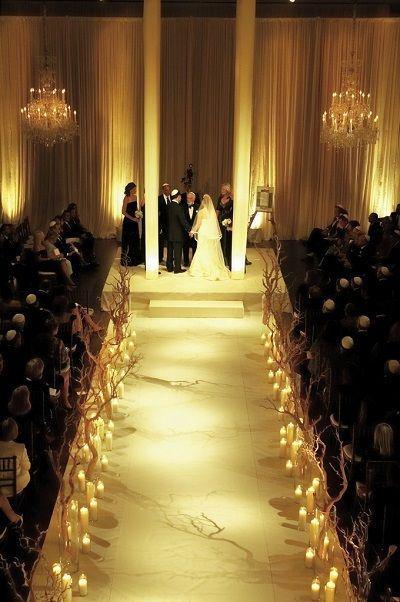 รูปภาพ:http://www.bridebox.com/blog/wp-content/uploads/2014/08/votive-candles-wedding-ceremony-aisle-decor.jpg