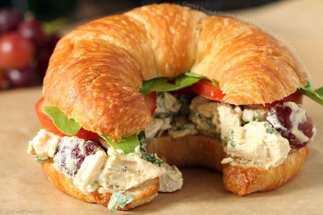 รูปภาพ:http://foodporndaily.com/pictures/curried-smoked-chicken-fennel-grape-salad-sandwich-on-croissant.jpg