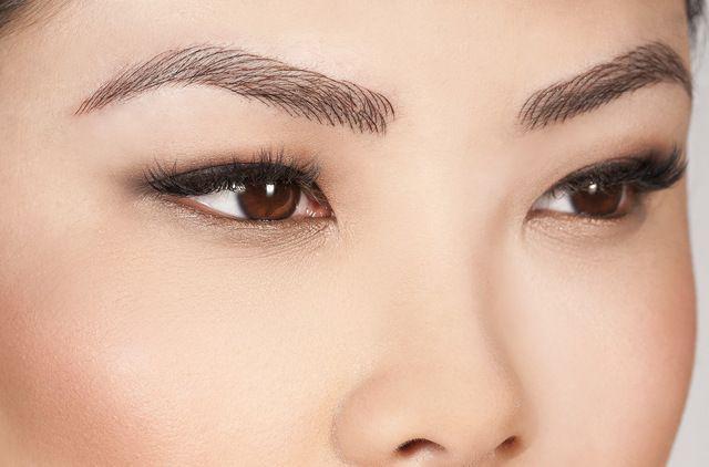 รูปภาพ:http://images10.postadsuk.com/2016/06/19/postadsuk.com-dreams-eyes-microblading-eyebrow-tattoo-spray-tan-individual-russian-volume-eyelash-extensions-healt.JPG