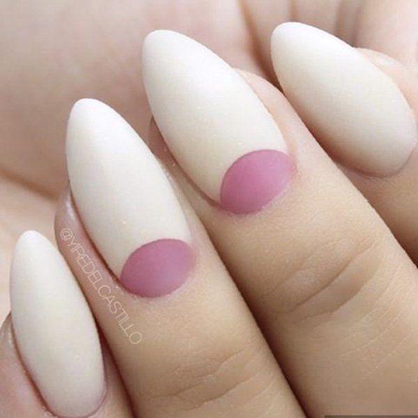 รูปภาพ:http://www.cuded.com/wp-content/uploads/2016/06/Half-Moon-Nail-Art-8.jpg