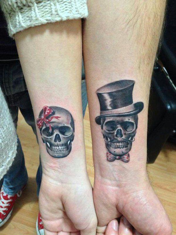 รูปภาพ:http://www.cuded.com/wp-content/uploads/2016/07/Matching-Skull-Tattoos-On-Couple-Wris.jpg