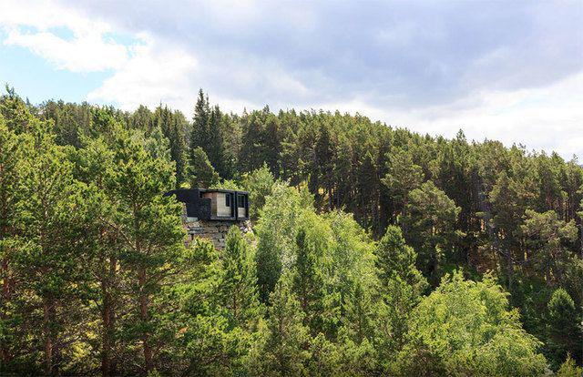 รูปภาพ:http://static.boredpanda.com/blog/wp-content/uploads/2016/06/cozy-cabins-in-the-woods-53-575fdef97244c__880.jpg