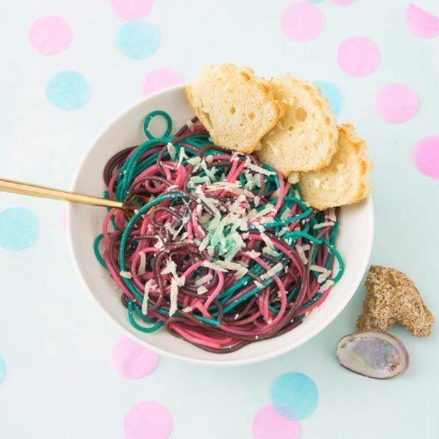 ภาพประกอบบทความ Mermaid Pasta พาสต้าแสนอร่อย ได้แรงบันดาลใจจากนางเงือกน้อย