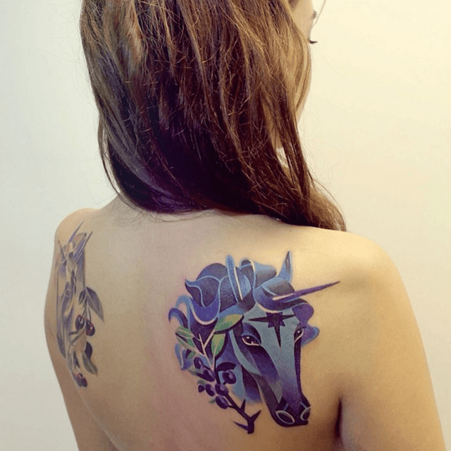 รูปภาพ:https://images.britcdn.com/wp-content/uploads/2015/07/unicorn-tattoo-sasha-unisex.png
