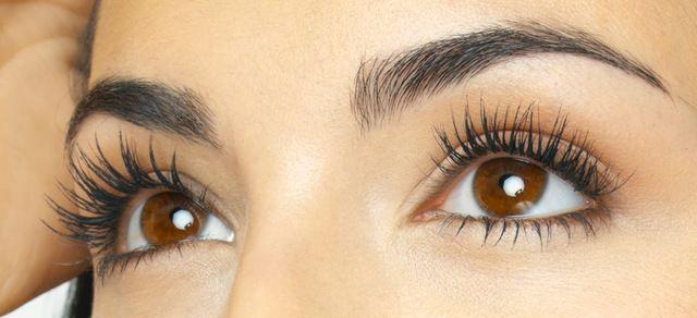 รูปภาพ:http://www.naibann.com/wp-content/uploads/2014/08/eyelash-extension.jpg