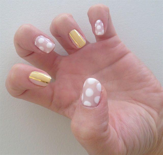 รูปภาพ:http://images.nailsmag.com/post/M-Step-6-2-1.jpg