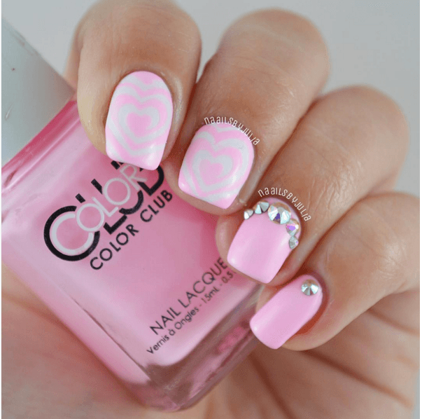 รูปภาพ:http://bmodish.com/wp-content/uploads/2016/02/swirly-heart-soft-pink-mani-bmodish.png