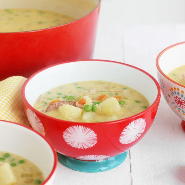 ตัวอย่าง ภาพหน้าปก:Ham and Potato Soup เมนูซุปร้อนๆ หอมกรุ่น กินแล้วอบอุ่นถึงใจ