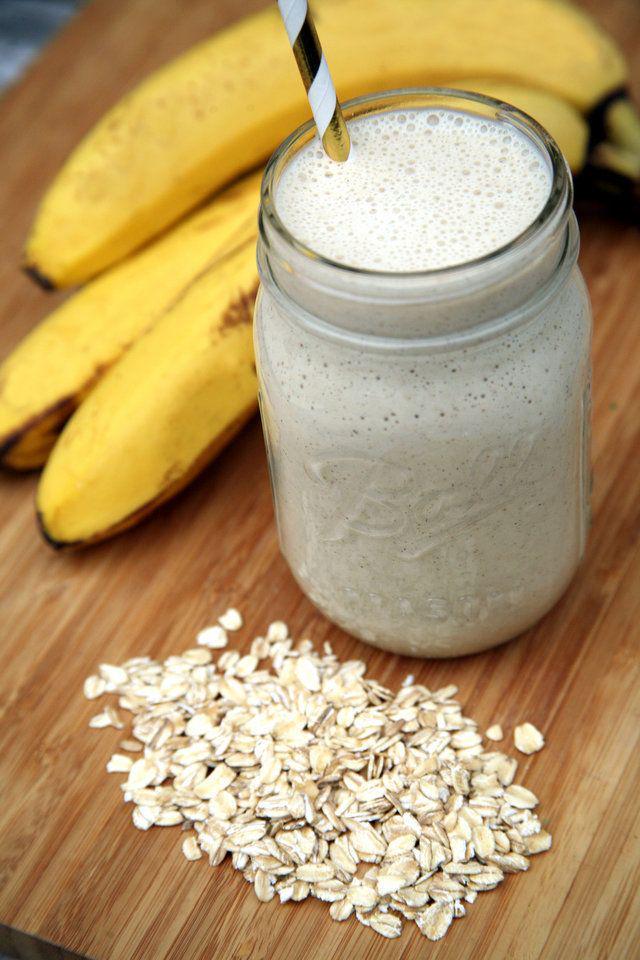 รูปภาพ:https://media1.popsugar-assets.com/files/2016/03/28/610/n/1922398/8b85e99dfb1b25c9_smoothie-banana-oats.xxxlarge_2x.jpg