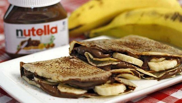 รูปภาพ:http://www.criativodegalochas.com/wp-content/uploads/Receita-Crepe-Nutella-Banana-4.jpg