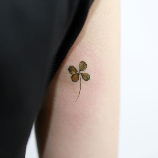 รูปภาพ:https://www.instagram.com/p/BHCTojIjPth/?taken-by=tattooist_doy