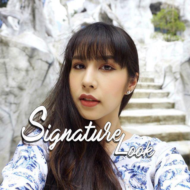 ภาพประกอบบทความ Signature Look แต่งหน้าโทนส้มอิฐให้เหมาะกับ Everyday look ผิวโกลว์ หน้าเป๊ะ