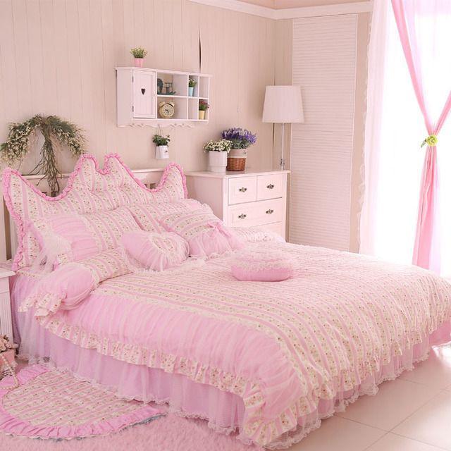 รูปภาพ:https://ae01.alicdn.com/kf/HTB1pDaeJXXXXXXJaXXXq6xXFXXXz/100-Pink-cotton-bedding-set-bedspread-font-b-bed-b-font-skirted-font-b-bed-b.jpg