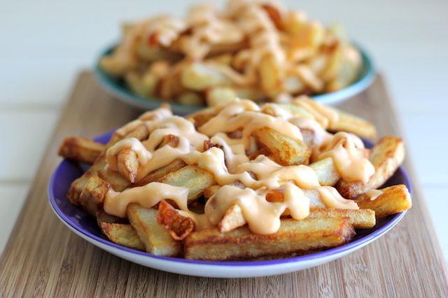 รูปภาพ:http://betterhousekeeper.com/wp-content/uploads/2014/11/Crispy-Double-Fried-French-Fries-the-best-french-fries-easy-trick-crispy2.jpg