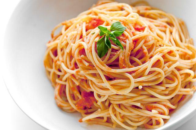 รูปภาพ:http://www.recipris.com/wp-content/uploads/2013/01/spaghetti-with-creamy-marinara.jpg