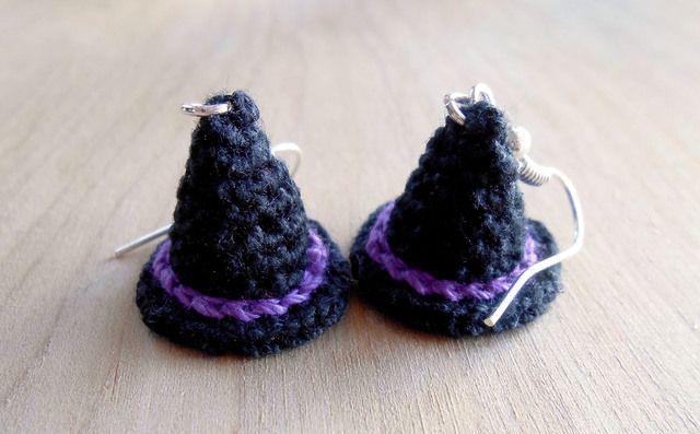 รูปภาพ:http://crochetcauldron.com/wp-content/uploads/2014/10/witch-3.jpg