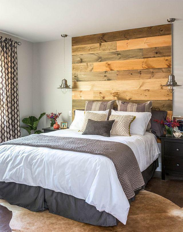 รูปภาพ:http://cdn.decoist.com/wp-content/uploads/2016/09/Elegant-reclaimed-wood-headboard-in-the-contemporary-bedroom.jpg