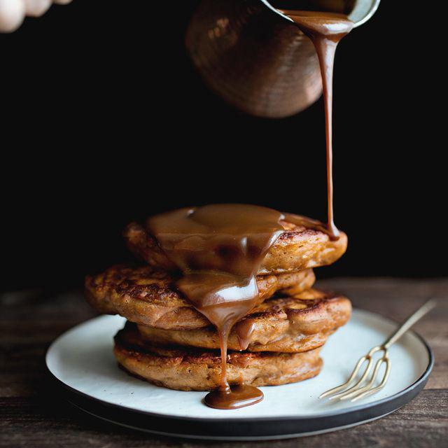 ตัวอย่าง ภาพหน้าปก:STICKY TOFFEE PANCAKES แพนเค้กสุดฟิน กินเท่าไหร่ก็ไม่เบื่อ