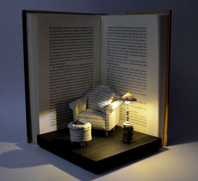 รูปภาพ:http://static.boredpanda.com/blog/wp-content/uploads/2016/10/Book-Sculptures-are-my-pation-I-work-with-paper-to-create-elaborated-forms-57f31355e5755__880.jpg