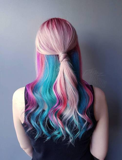 รูปภาพ:http://i2.wp.com/therighthairstyles.com/wp-content/uploads/2016/10/11-pastel-pink-and-blue-hair.jpg?resize=500%2C658