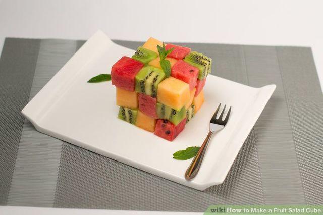 รูปภาพ:http://pad2.whstatic.com/images/thumb/0/0b/Make-a-Fruit-Salad-Cube-Step-4.jpg/aid2583467-728px-Make-a-Fruit-Salad-Cube-Step-4.jpg