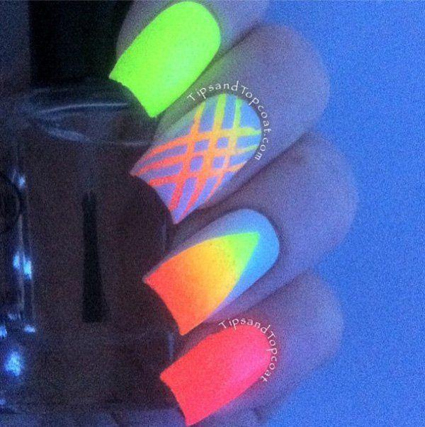 รูปภาพ:http://www.cuded.com/wp-content/uploads/2015/06/glow-nails-11.jpg