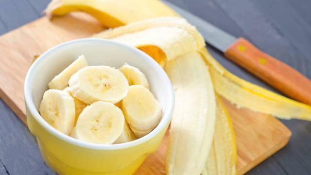รูปภาพ:http://selfbeautytips.com/wp-content/uploads/2015/06/Banana-Benefits-to-Enhance-Your-Health-Beauty-Naturally05.jpg