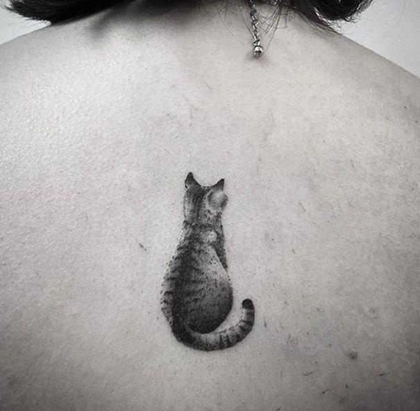 รูปภาพ:http://static.boredpanda.com/blog/wp-content/uploads/2016/10/cat-tattoo-ideas-94-5805d8bd12381__605.jpg
