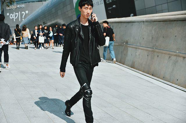 รูปภาพ:http://fuckingyoung.es/wp-content/uploads/2016/10/Seoul-Fashion-Week-SS17_streetstyle_day1_fy41.jpg