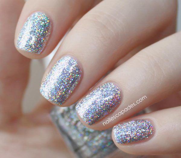 รูปภาพ:http://nailartstyle.com/wp-content/uploads/2016/06/37-gel-silver-nail-art-600x525.jpg?x97692