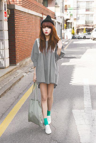 รูปภาพ:http://picture-cdn.wheretoget.it/v0ba2z-l-610x610-dress-gray-girl-asian-ulzzang-gray+dress-korean+fashion.jpg