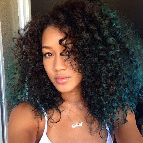 รูปภาพ:http://hairstylehub.com/wp-content/uploads/2016/09/Aqua-on-black-curls.jpg