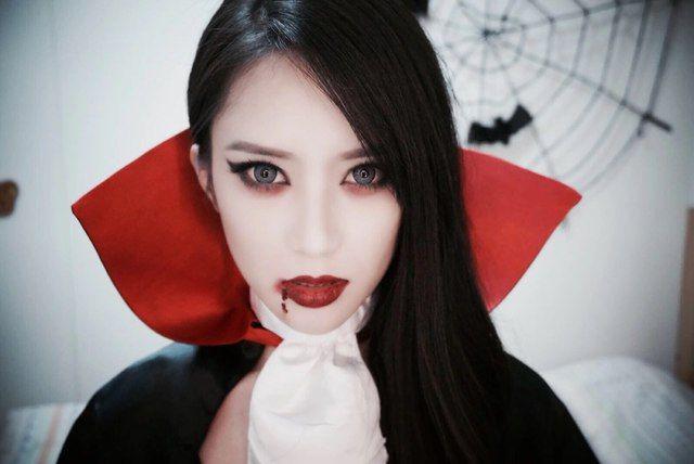 รูปภาพ:http://www.wassupmate.com/wp-content/uploads/2016/09/Beautiful-Sexy-Vampire-Halloween-Makeup.jpg