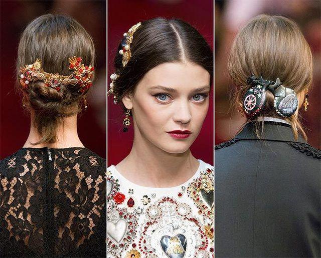 รูปภาพ:http://cdn.fashionisers.com/wp-content/uploads/2014/11/spring_summer_2015_hair_accessory_trends_vintage_hair_accessories2.jpg