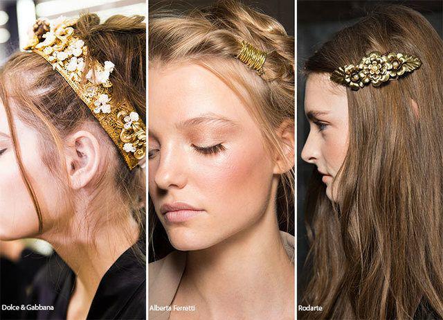 รูปภาพ:http://cdn.fashionisers.com/wp-content/uploads/2015/11/spring_summer_2016_hair_accessory_trends_gilded_hair_accessories.jpg