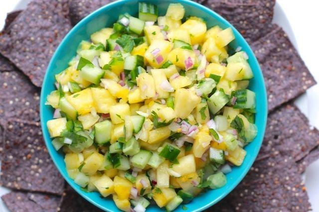 รูปภาพ:http://d3i1keblrejksc.cloudfront.net/wp-content/uploads/2016/07/Pineapple-Cucumber-Salsa-3.jpg