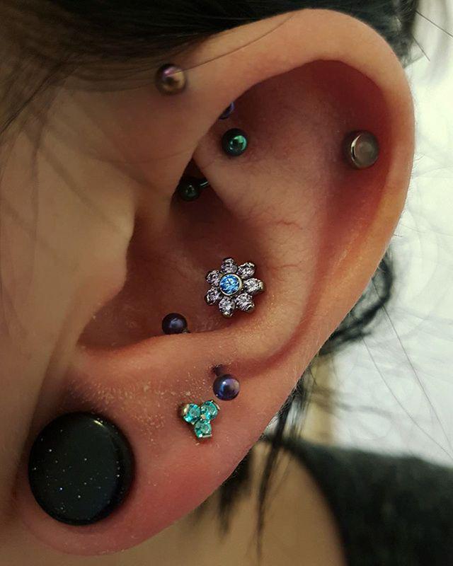 รูปภาพ:http://static.boredpanda.com/blog/wp-content/uploads/2016/10/constellation-piercings-10-580b733aa59b3__700.jpg