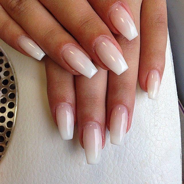 รูปภาพ:http://nailartstyle.com/wp-content/uploads/2016/07/49-best-clear-nails.jpg