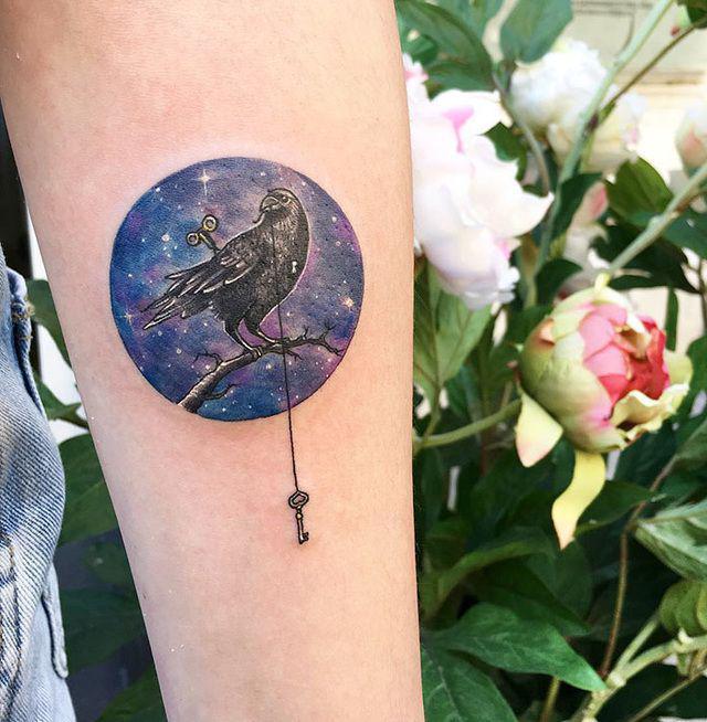 รูปภาพ:http://static.boredpanda.com/blog/wp-content/uploads/2016/10/bird-tattoos-10-581061d195f75__700.jpg