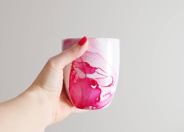 รูปภาพ:http://houseofhipsters.com/wp-content/uploads/2014/09/Marbling-DIY-8.jpg