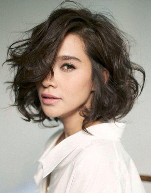 รูปภาพ:http://hairstylehub.com/wp-content/uploads/2016/09/messy-bob-1.jpg