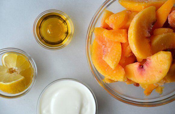 รูปภาพ:http://www.justataste.com/wp-content/uploads/2013/08/Peach-FrozenYogurt-recipeIngredients-.jpg