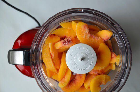 รูปภาพ:http://www.justataste.com/wp-content/uploads/2013/08/Healthy-Peach-Frozen-Yogurt-Food-Processor-recipe.jpg