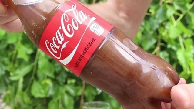 รูปภาพ:http://img.wonderhowto.com/img/97/70/63507336439432/0/make-self-freezing-coca-cola-slushy-or-any-kind-instant-soda-slurpee.w654.jpg