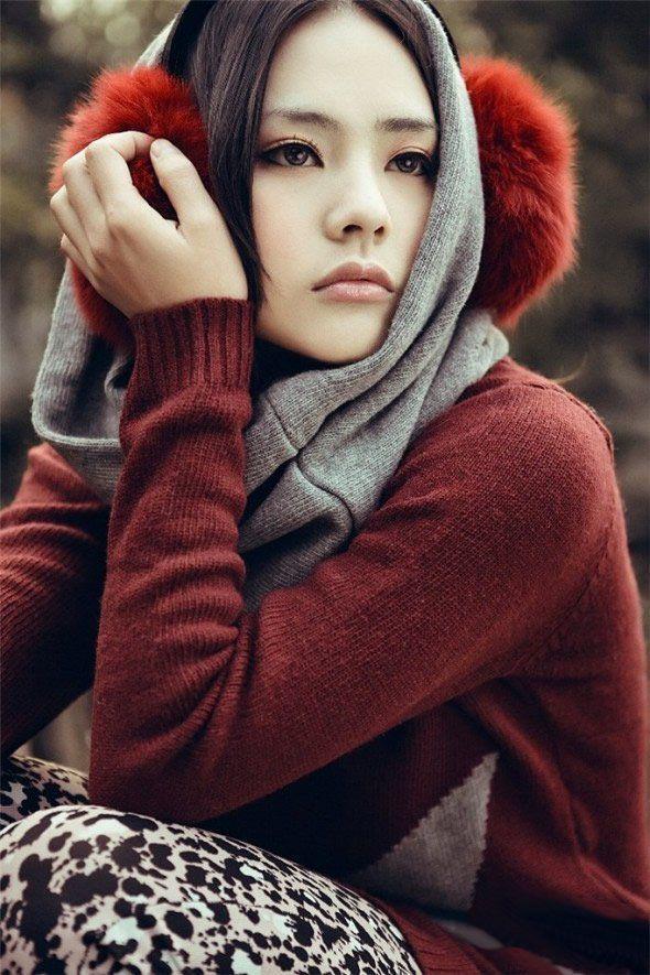 รูปภาพ:http://img.weiku.com//waterpicture/2011/11/12/15/New_arrival_hot_fashion_women_39_s_winter_Fox_fur_earmuffs_Ear_Warmer_covers_earlap_ear_protective_product_634655283721709734_8.jpg