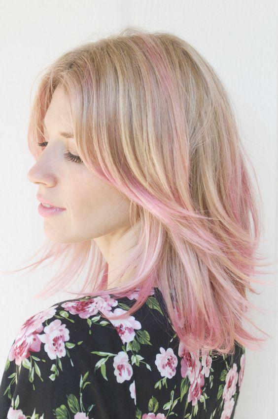 รูปภาพ:http://hairstylehub.com/wp-content/uploads/2016/10/Dirty-Blonde-With-A-Touch-of-Pink.jpg